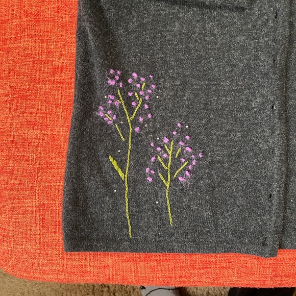VTG 90s Easel Grey 100% Cashmere Sweater Cardigan Embroidery Flower Design - Picture 7 of 8